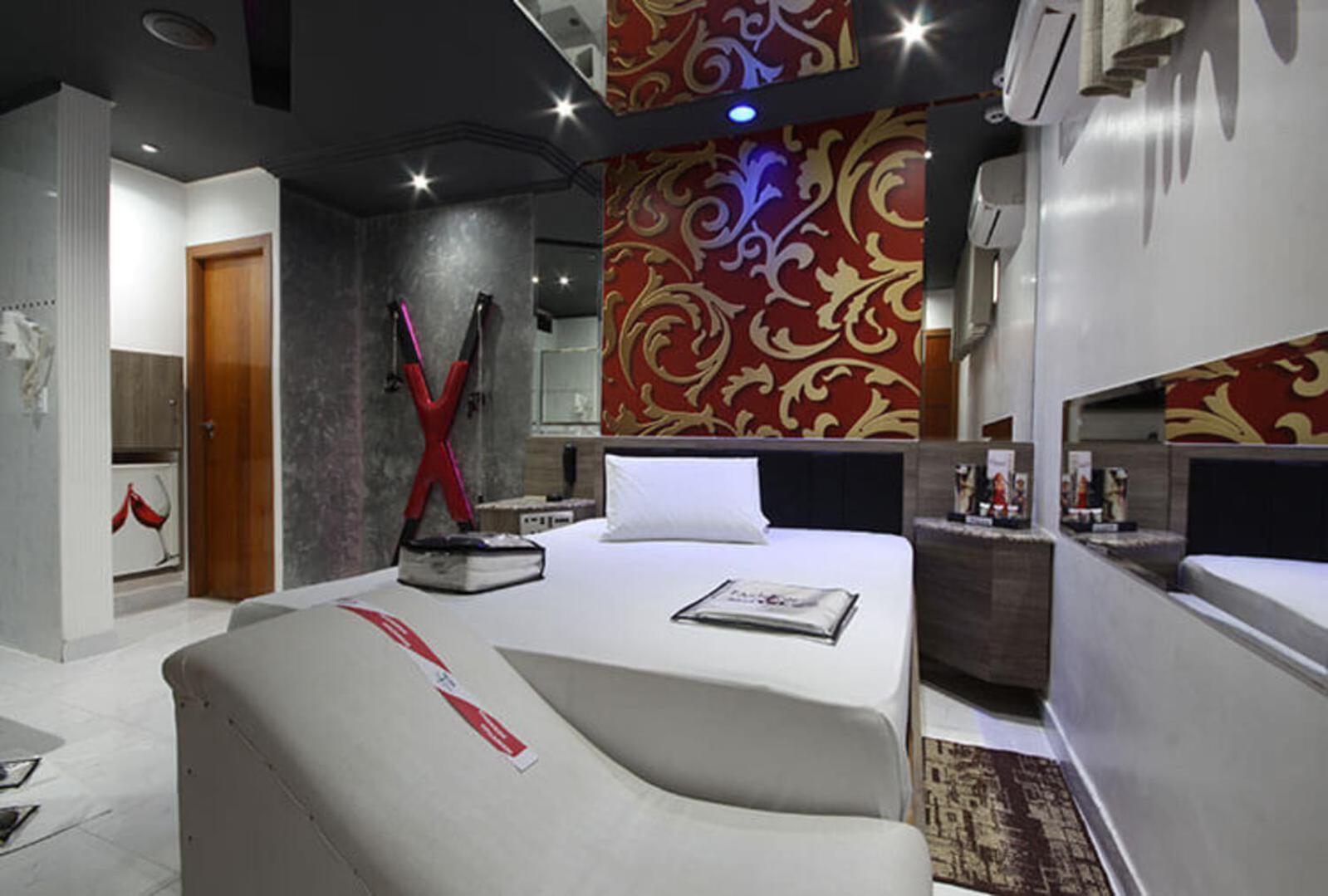 Love hotel Fashion Abc *